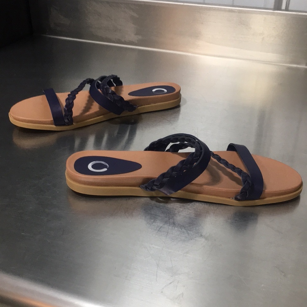 New WB Woman’s‎ Journee Collection Women's Navy Braided Sandals